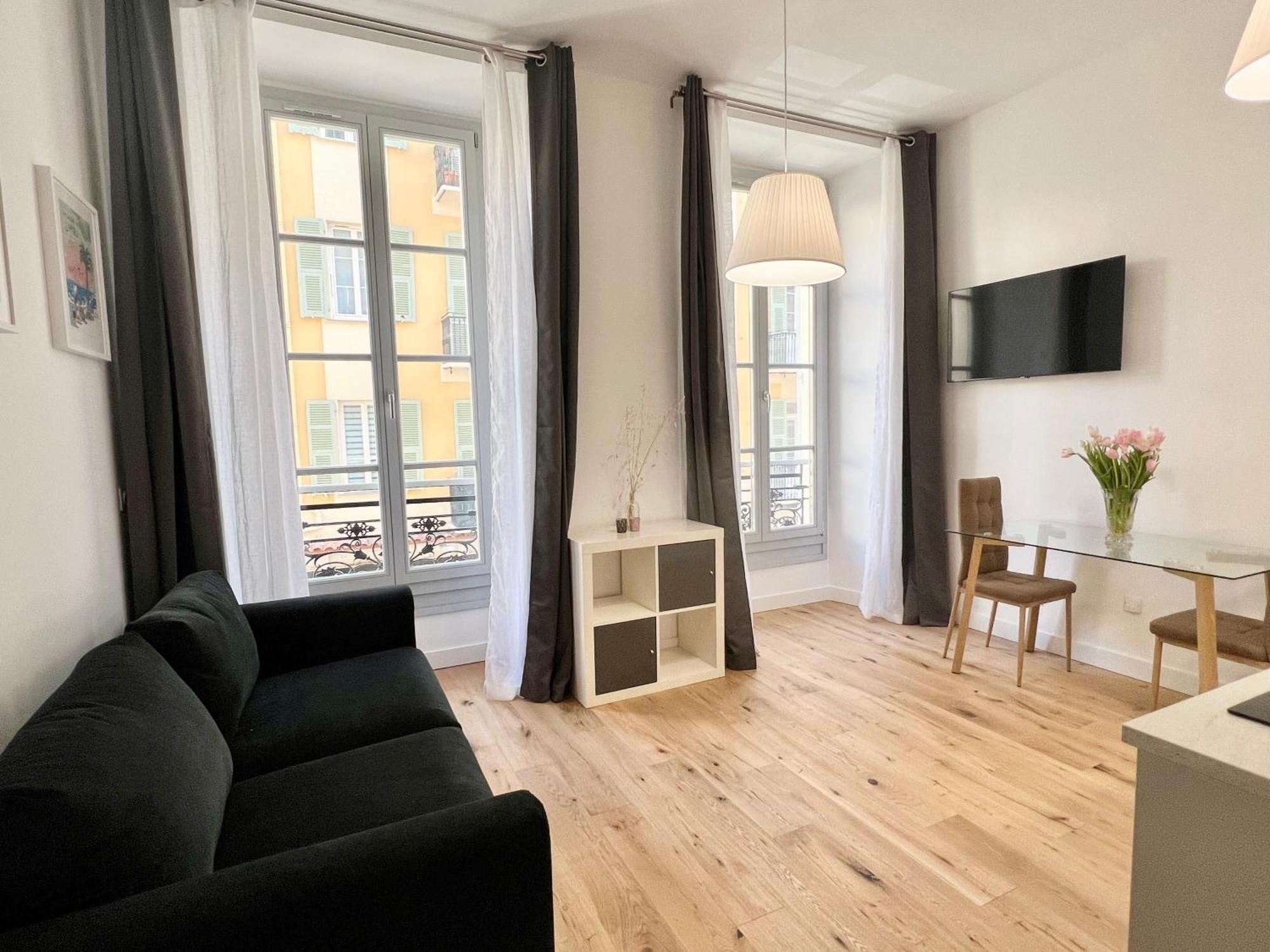 Confortable Central Studio To Discover Nisa Exterior foto